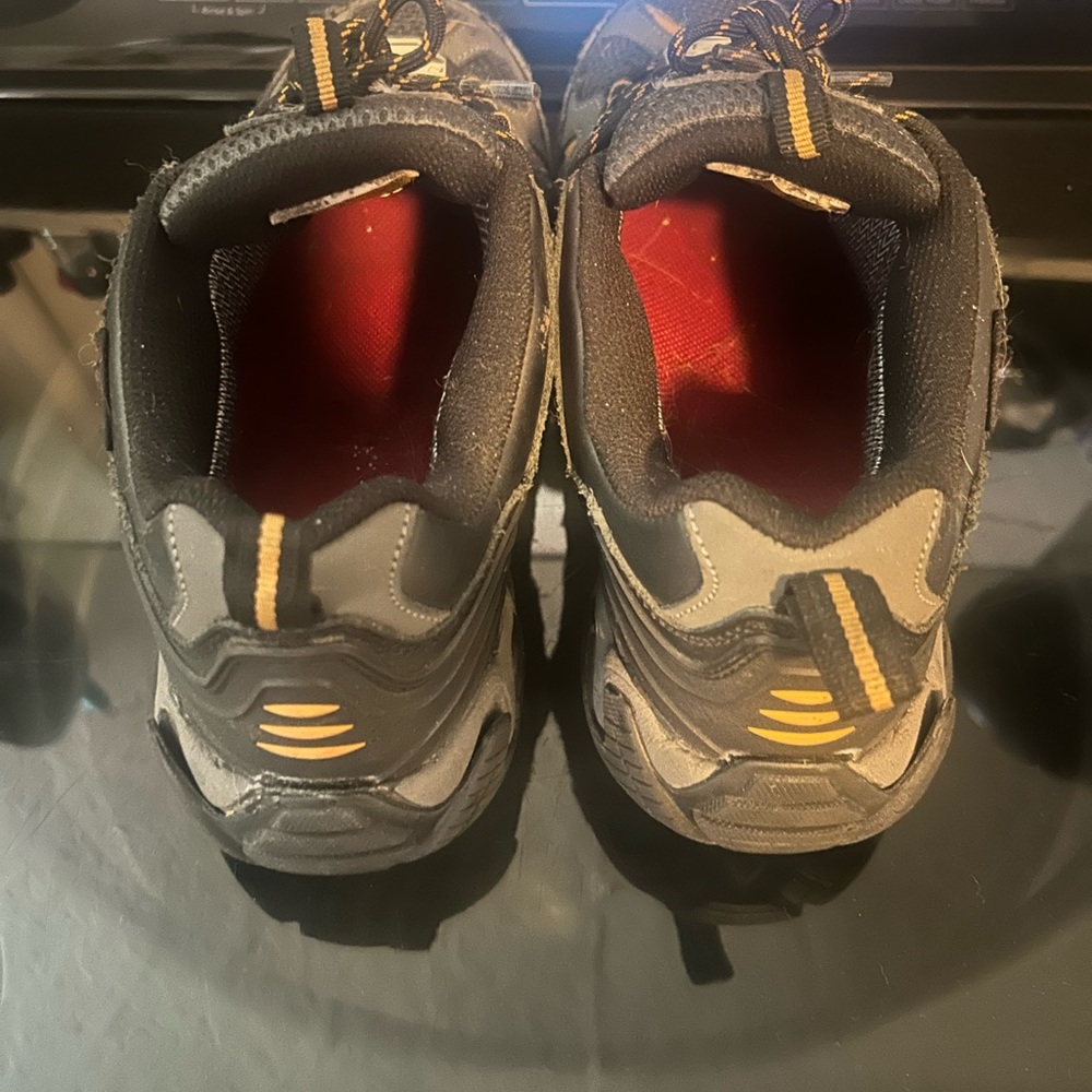 Mens Sketchers Steeltoe Work Shoes 9.5. Used but still in very great condition. - Picture 8 of 8